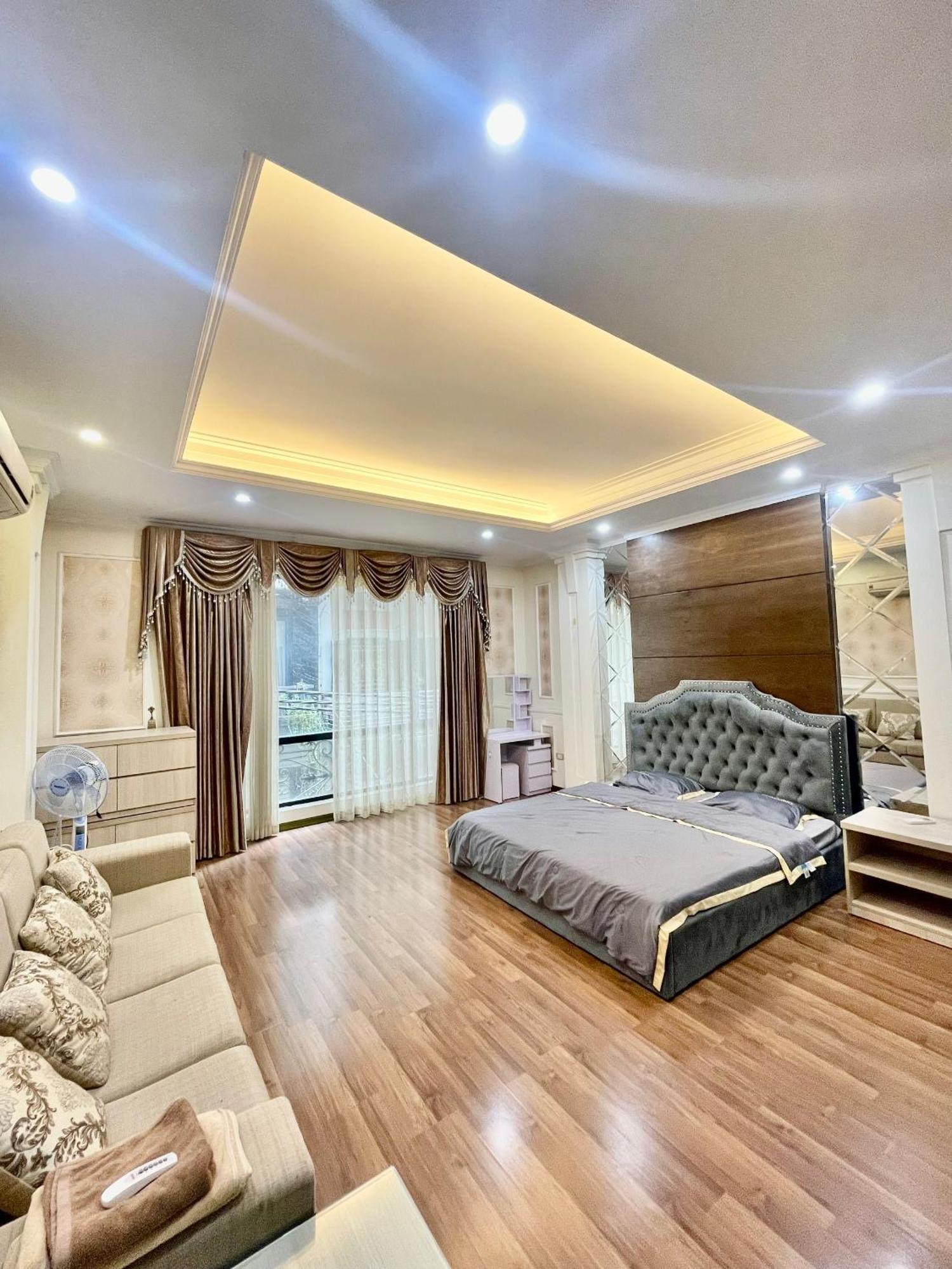 B&o - 40m Large Room, Full Amenity, Peaceful * Hanoï